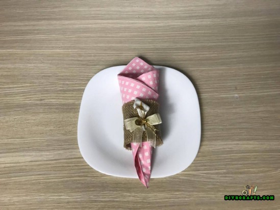 4 Spaß und dekorative Papierrolle Handwerk, die Sie in 3 Minuten machen können 