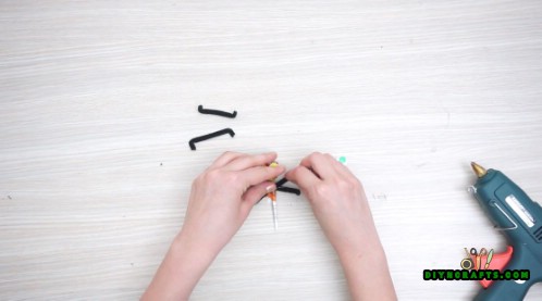 Wie man 5 gruselige DIY Halloween-Handwerk in weniger als 5 Minuten macht 