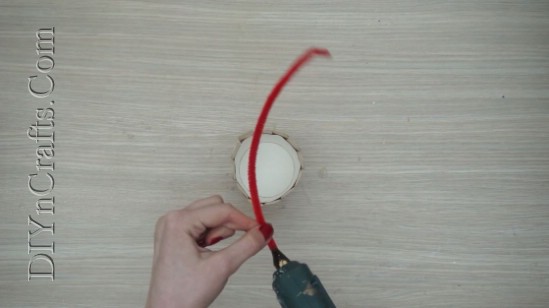 5 einfache DIY Ostern Projekte, die Sie mit gewöhnlichen Craft Sticks machen können 