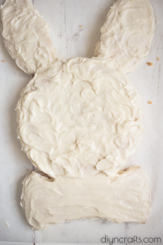 Dieser Osterhasen-Kuchen ist so entzückend, wie es lecker ist - Rezept + Anweisungen 