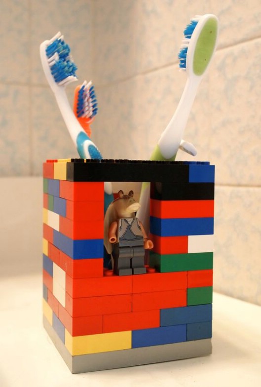 17 völlig cool DIY Lego Crafts, die Spaß machen und verwenden 